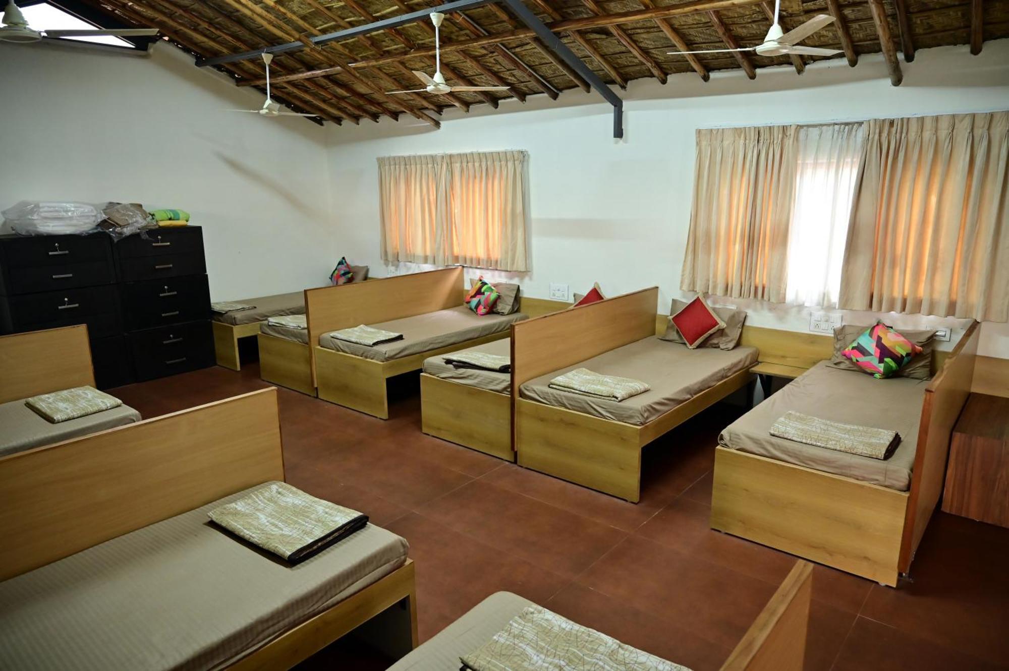 The Hampi Cafe Hotel Eksteriør billede